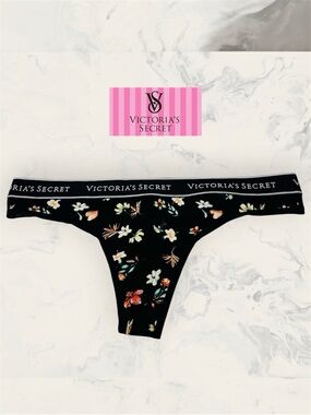 Victoria's Secret Women Size M Black Floral Logo Thong/String